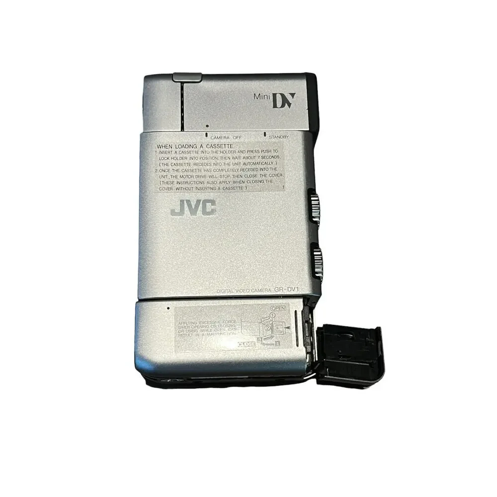 VTG JVC Mini‎ DV Digital Video Camcorder GR-DV1U Camera Bundle and Accessories